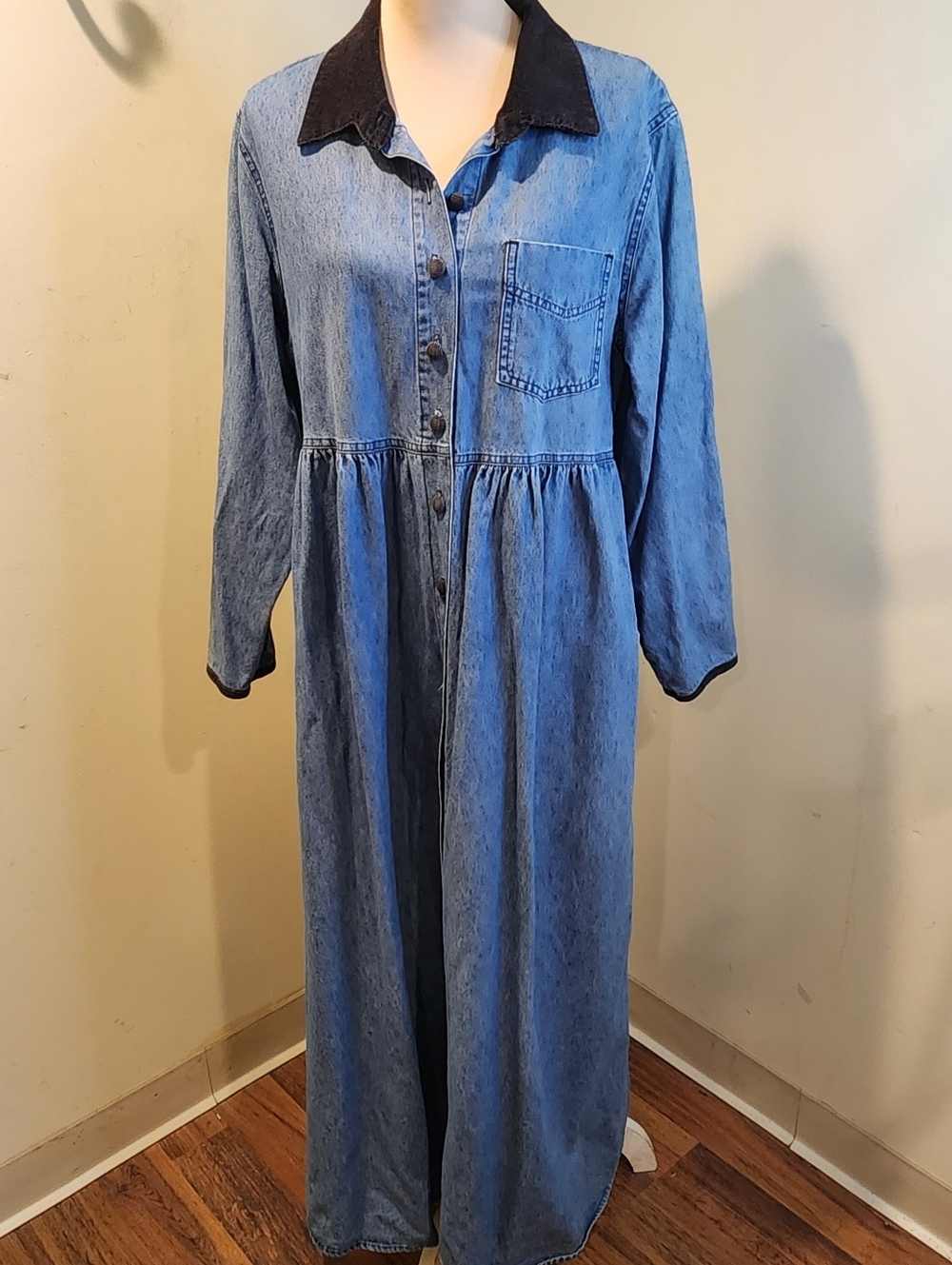 STUDIO EASY Vintage Long Denim Button-Front Maxi Dress with Contrast Collar 14
